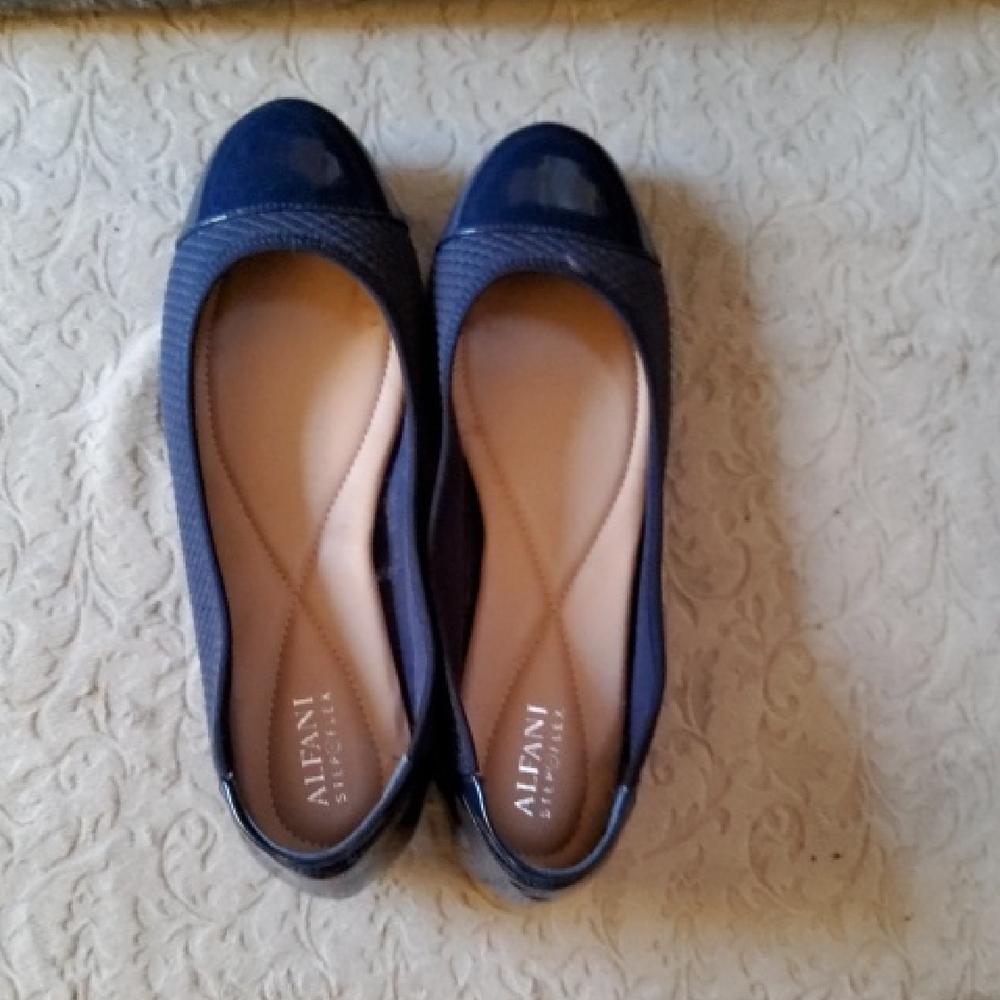 Alfani Women's Navy Blue Flats